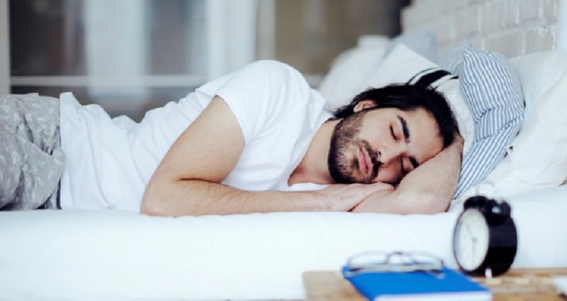 دلیل زیاد خوابیدن و از خواب سیر نشدن